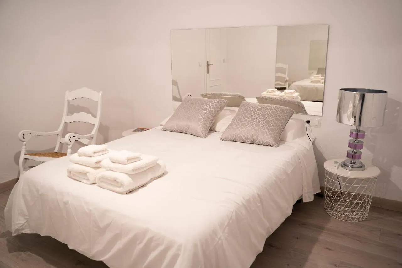 Apartment Apartamento Turistico Calle San Basilio 6 Patios Cordoba Spain